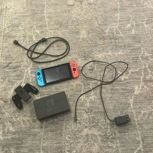 Nintendo switch (does not work) (for parts easy repair)